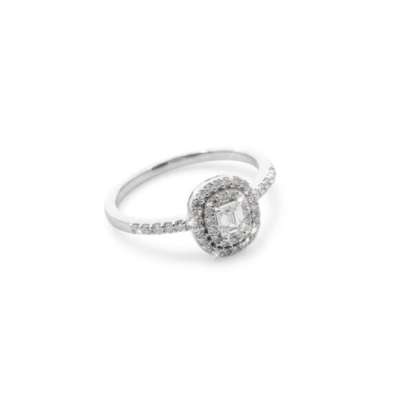 Diamond ring